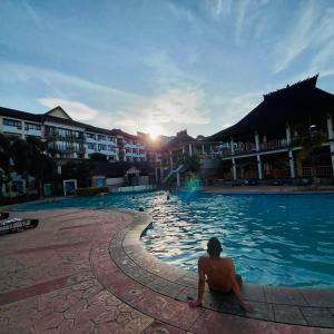 Condo one oasis 2 bedrooms with parking - near SM Ecoland