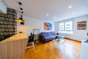 Zagreb 268 - 1 Bedroom Apartment - Loggia - WiFi - Keybox entry - New - Monthly Rent - Modern