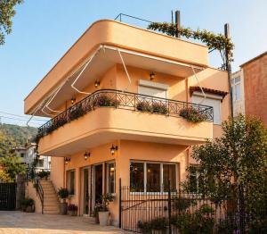 Ionian Escape 1 - Apartment with Garage, 10 Minutes to the Beach
