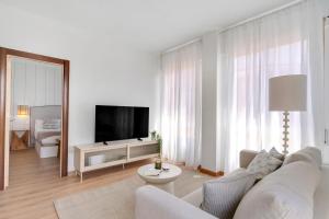 Capuchinos & Private terrace by ELE Apartments