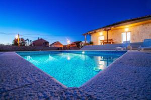 My Dalmatia - Holiday Home Barba Pere with private pool