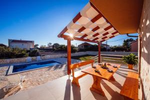 My Dalmatia - Holiday Home Barba Pere with private pool