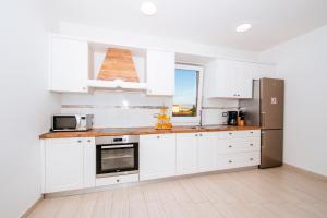 My Dalmatia - Holiday Home Barba Pere with private pool