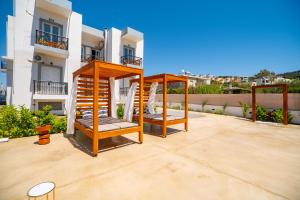 Christianna Apartments by PosarelliVillas
