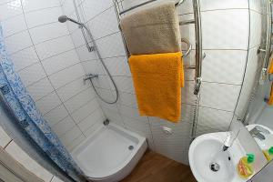 Apartment Hnatyuka15 є кондиціонер , світла не вимикали