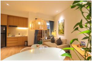 Treehouse Suites at Kuningan - Boutique Serviced Apartment