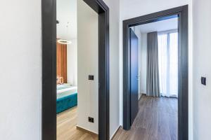 Olea Residence Dhermi - 2Bed Apartment Sea View, Private Beach, Free Beach Umbrella & sun loungers