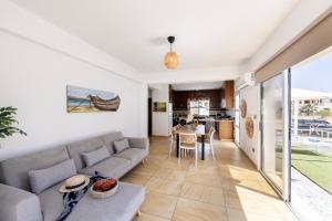 Villa Coconuts - Nissi Beach