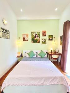 Big Balcony Studio I Step My Khe Beach I Night Market I AC I Washer I Kitchen