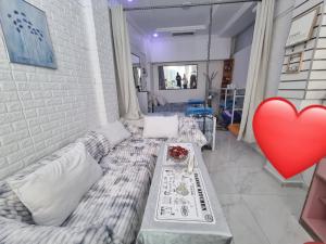 Friends studio