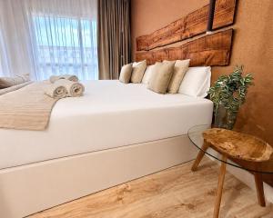 Marbella NikkiBeachFront Studio