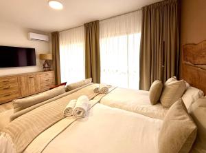 Marbella NikkiBeachFront Studio