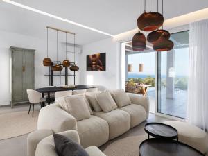 Private Villa Escape in Rhodes for 8