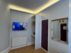 Lyon House Hotel