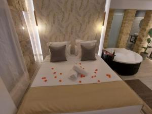 Deluxe studio with Jacuzzi