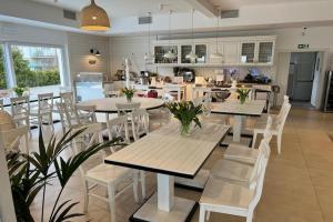 Large, comfortable apartment with a terrace