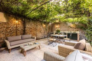 La Baruffa Private House with Garden in Dorsoduro