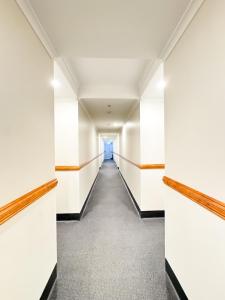 ensuite studio at gouger st 106