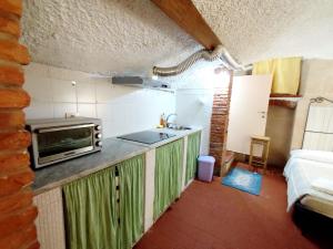 Cozy Basement Apartment