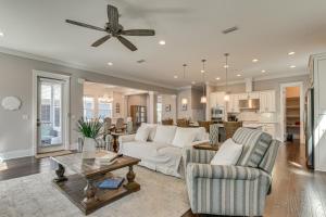1 Mi to Blue Mtn Beach! 30A Getaway w Golf Cart
