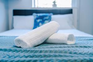 Bay Apartment, Free Parking, Close to Beach