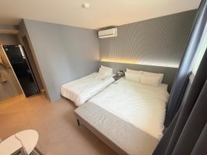 Flex 9 Hotel