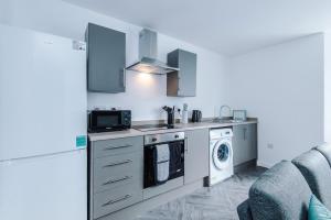 Promenade Apartment, Parking, Close to Beach