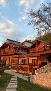 Sunset House