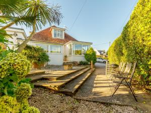 Serenity Sands - Uk30265