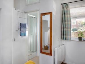 Bay Tree View - Uk51428