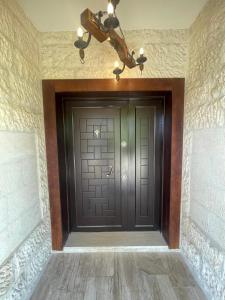 Prestigious Spacious Retreat - Central Amman