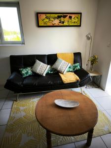 Gîte cosy avec jardin privé près du canyon de Bozouls