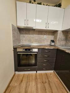 Central, quiet and modern apartment with Private Parking