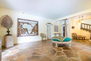 Amici Villa, next to Marine