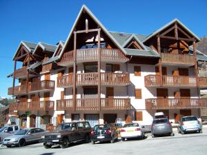 Studio ensoleillé pour 3 pers. avec balcons à Valloire - FR-1-263-321