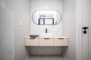 Sage Green Studio for 3 Quiet Central Street