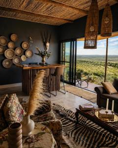 LEOPARDS VIEW MOUNTAIN VILLA @ Steinheim Game Farm & Camping
