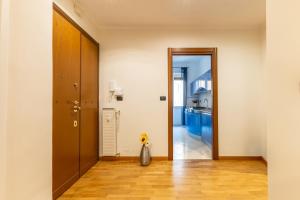 Hostly Modern Family Apartment Rome Center
