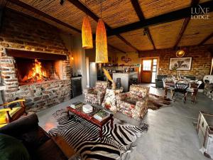 LEOPARDS VIEW MOUNTAIN VILLA @ Steinheim Game Farm & Camping