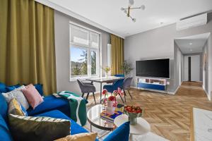 Salt & Garden with Parking by Praia Apartments