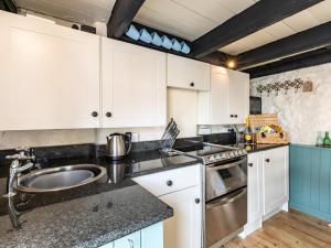 1 Bed in St. Austell oc-cbler