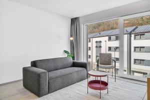 Modern 1BR Near Kirchberg and Airport