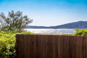 Port-Grimaud - La Maisonnette - sur plage et front de mer