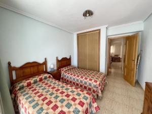 Gavina Sea Front R127 R128