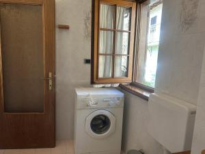 Altavista Apartment