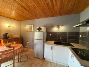 Studio charme avec terrasse à Castellane !
