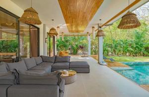 Casa Miyali Lakefront Villa with Infinity Pool