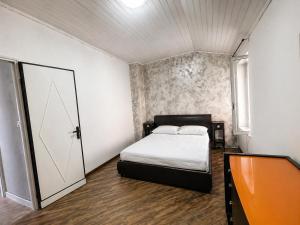 Two-Bedroom House with Terrace Near Beach & Nature