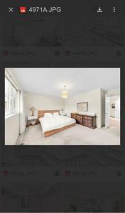 Spacious 6 bedroom house near ferry
