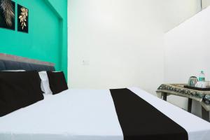 Hotel O by OYO SAMRAT HOTEL